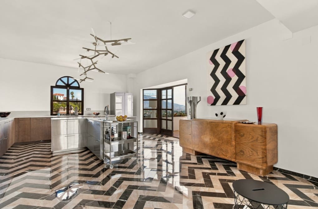 7 slaapkamer Villa te koop in Marbella met zwembad garage - € 4.950.000 (Ref: 10088950)