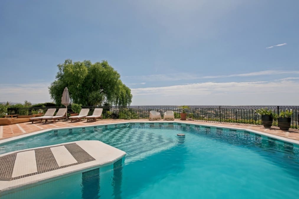 7 slaapkamer Villa te koop in Marbella met zwembad garage - € 4.950.000 (Ref: 10088950)