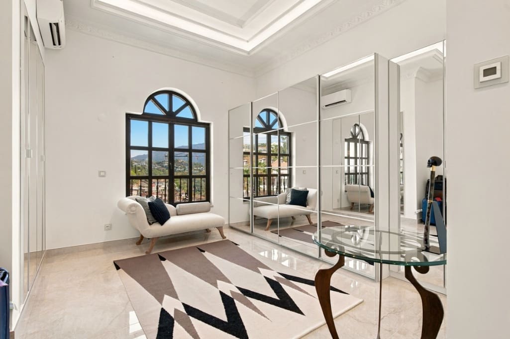 7 slaapkamer Villa te koop in Marbella met zwembad garage - € 4.950.000 (Ref: 10088950)
