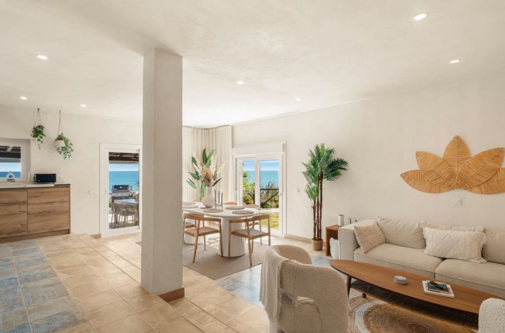 4 soverom Villa til salgs i Estepona med svømmebasseng garasje - € 1 695 000 (Ref: 10088951)