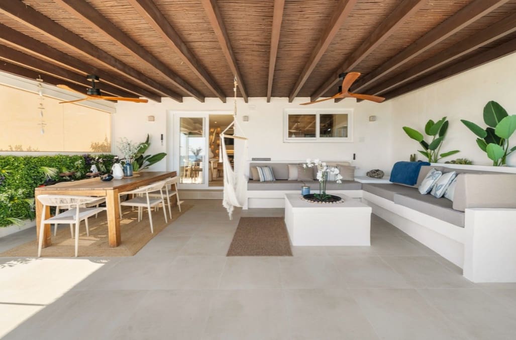 4 soverom Villa til salgs i Estepona med svømmebasseng garasje - € 1 695 000 (Ref: 10088951)