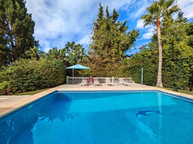 3 sypialnia Willa na sprzedaż w La Cala de Mijas, Mijas z basenem garażem - 1 600 000 € (Ref: 10088952)