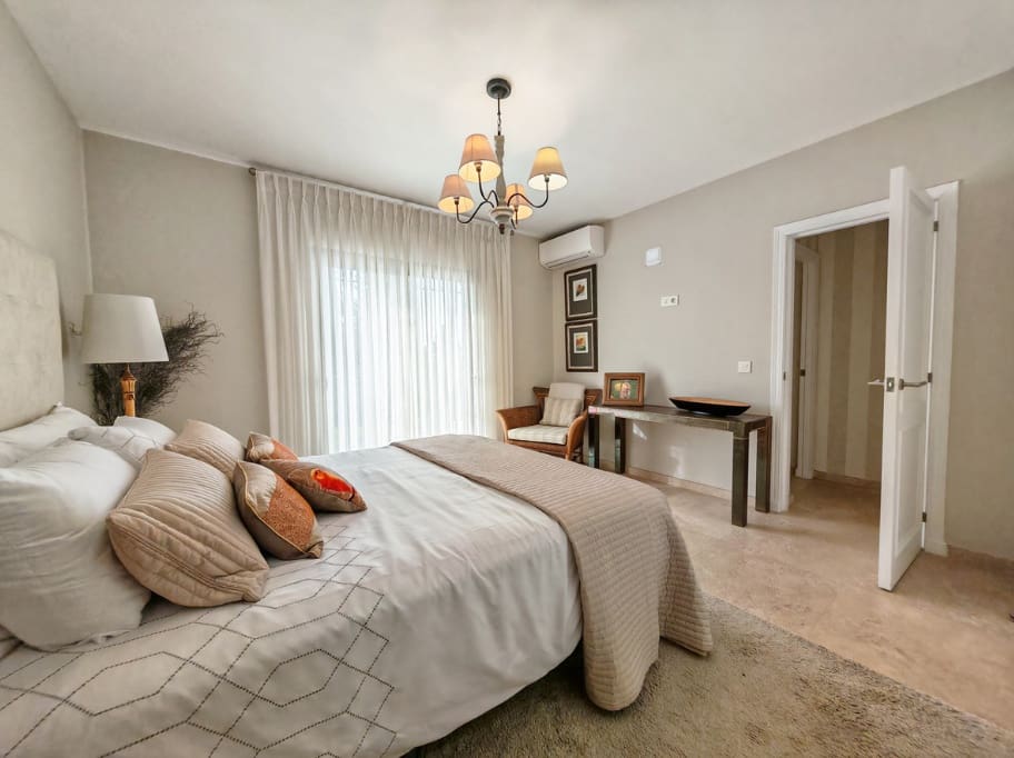 3 sypialnia Willa na sprzedaż w La Cala de Mijas z basenem garażem - 1 600 000 € (Ref: 10088952)