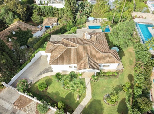 3 sypialnia Willa na sprzedaż w La Cala de Mijas, Mijas z basenem garażem - 1 600 000 € (Ref: 10088952)