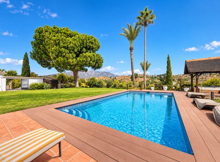 3 Zimmer Villa zu verkaufen in Mijas Costa mit Pool Garage - 950.000 € (Ref: 10088953)
