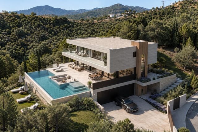 5 Zimmer Villa zu verkaufen in Marbella mit Pool Garage - 4.350.000 € (Ref: 10088954)