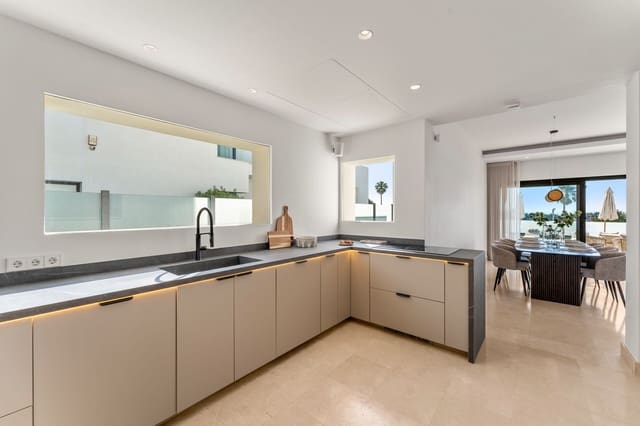 5 quarto Moradia para venda em Marbella com piscina garagem - 2 595 000 € (Ref: 10115495)