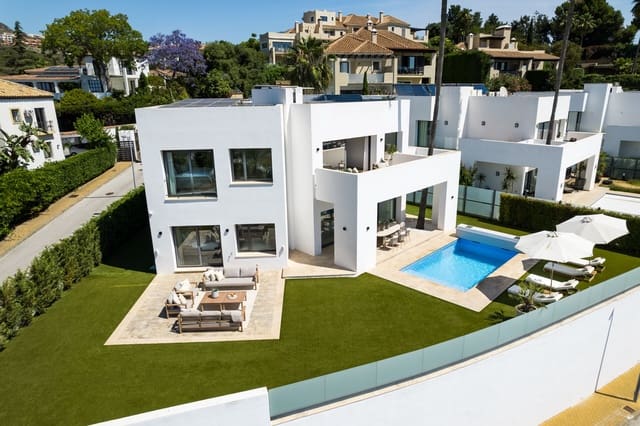 5 quarto Moradia para venda em Marbella com piscina garagem - 2 595 000 € (Ref: 10115495)