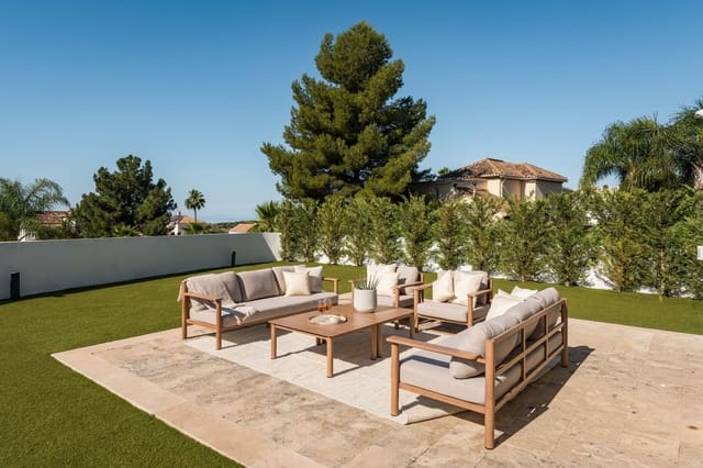 5 quarto Moradia para venda em Marbella com piscina garagem - 2 595 000 € (Ref: 10115495)