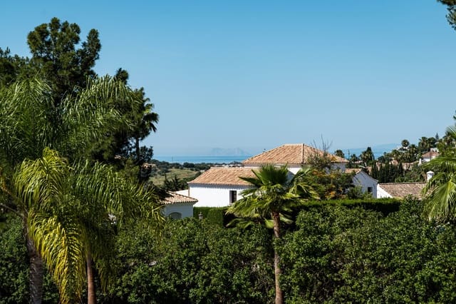 5 quarto Moradia para venda em Marbella com piscina garagem - 2 595 000 € (Ref: 10115495)