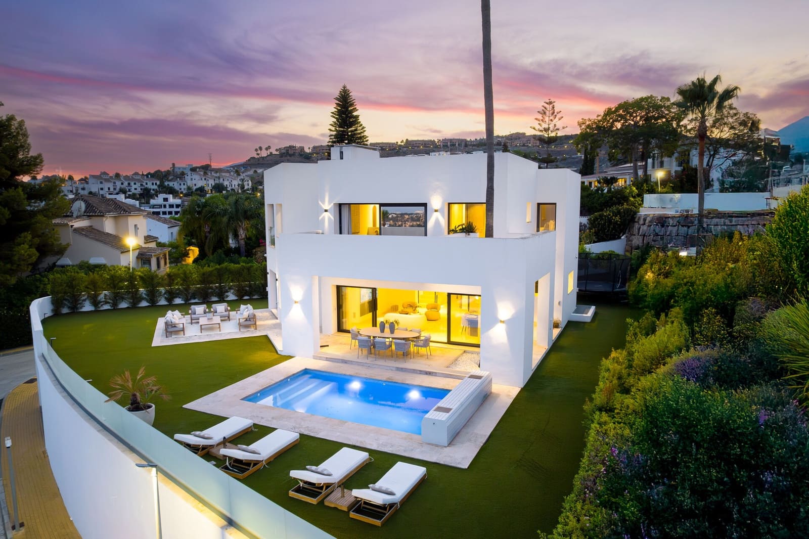5 quarto Moradia para venda em Marbella com piscina garagem - 2 595 000 € (Ref: 10115495)