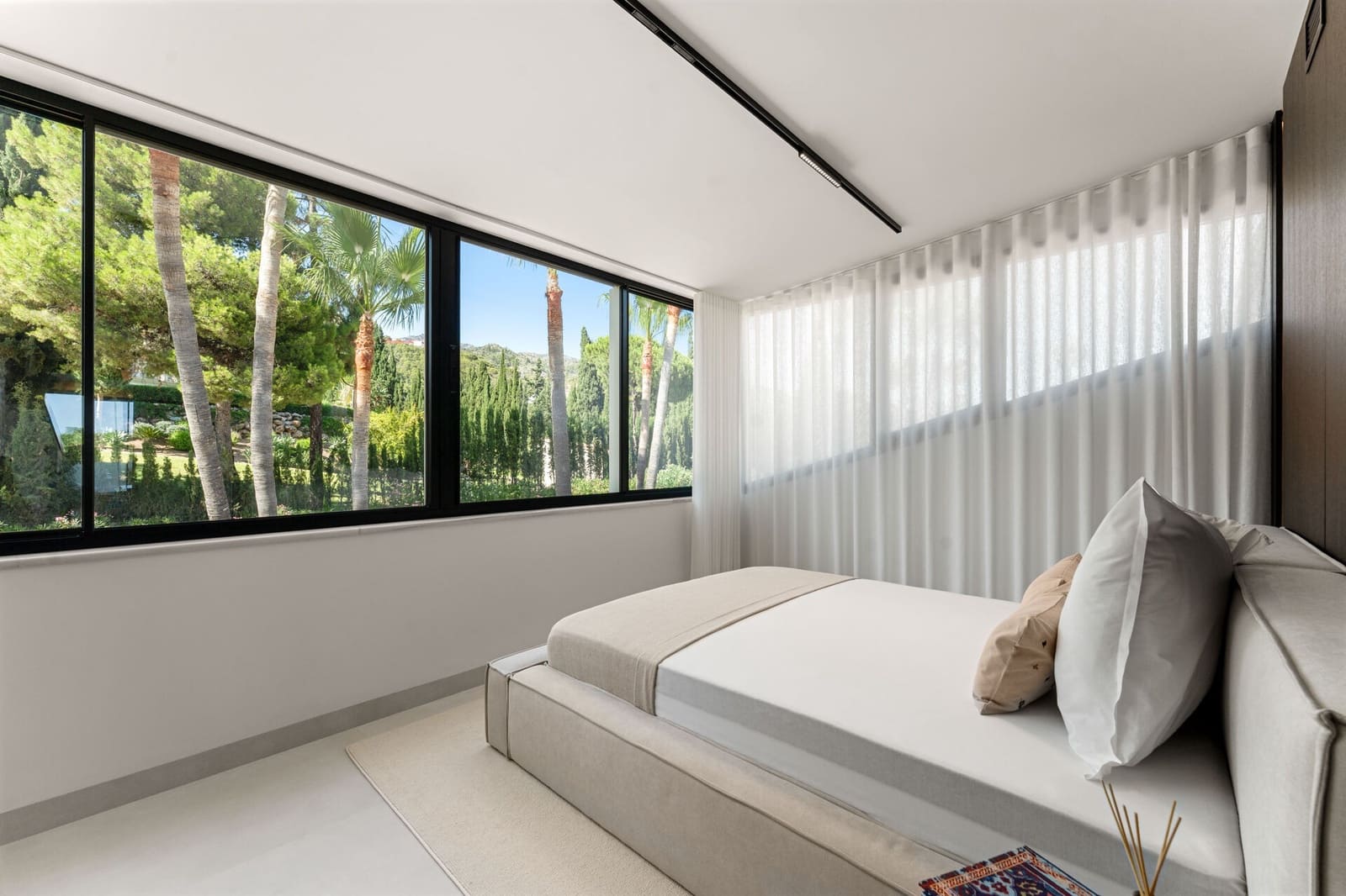 4 slaapkamer Penthouse te koop in Marbella met zwembad garage - € 2.695.000 (Ref: 10115496)