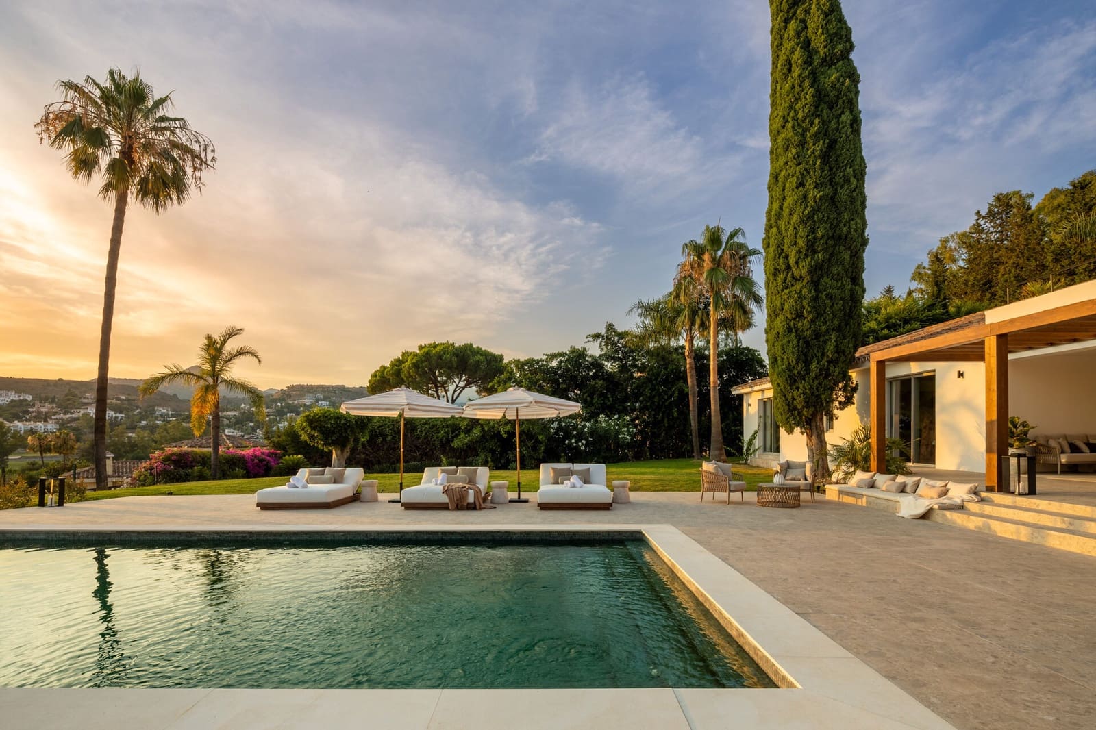 5 Zimmer Villa zu verkaufen in Marbella mit Pool Garage - 3.595.000 € (Ref: 10115497)