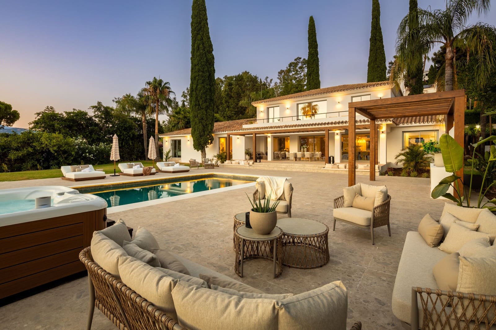 5 Zimmer Villa zu verkaufen in Marbella mit Pool Garage - 3.595.000 € (Ref: 10115497)