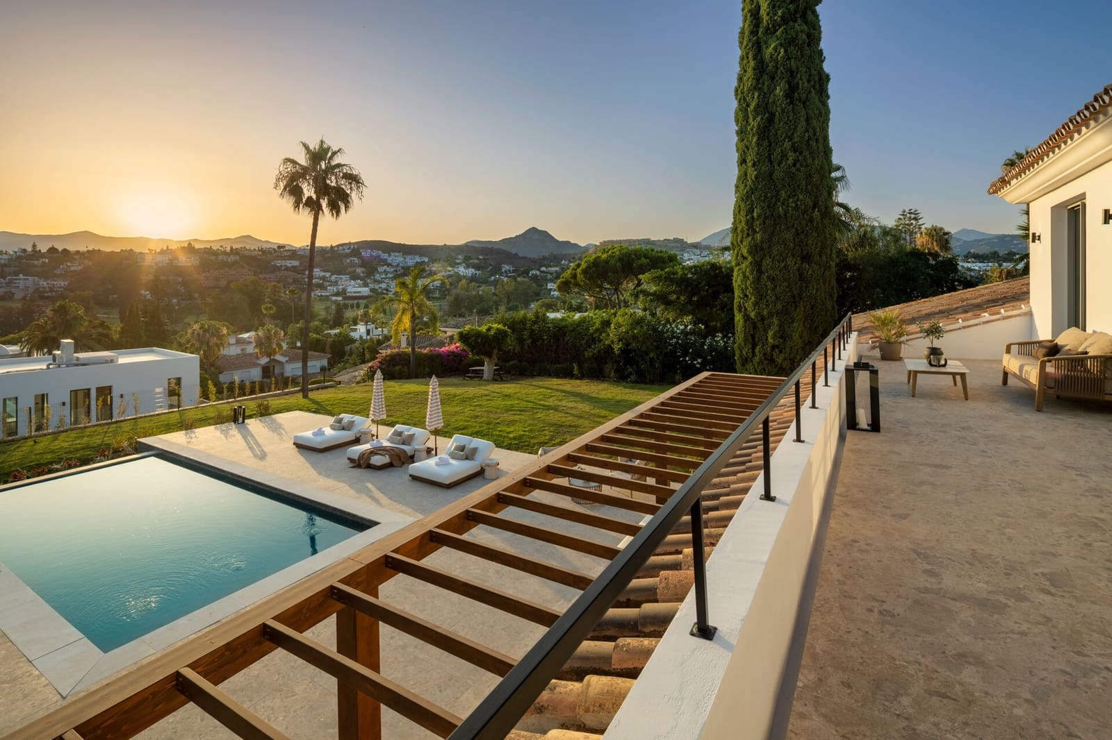 5 Zimmer Villa zu verkaufen in Marbella mit Pool Garage - 3.595.000 € (Ref: 10115497)