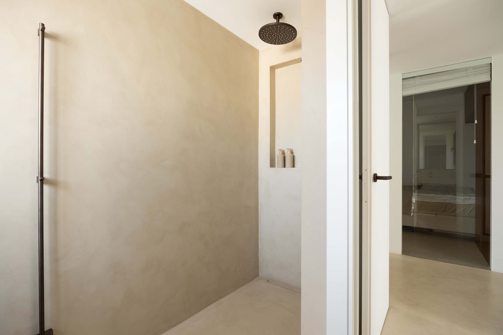 3 sypialnia Apartament na sprzedaż w Marbella z basenem garażem - 1 500 000 € (Ref: 10115500)