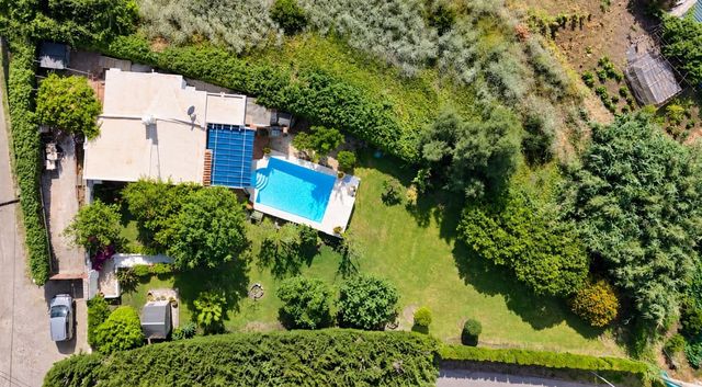 2 sovrum Villa till salu i Estepona med pool garage - 550 000 € (Ref: 10118909)
