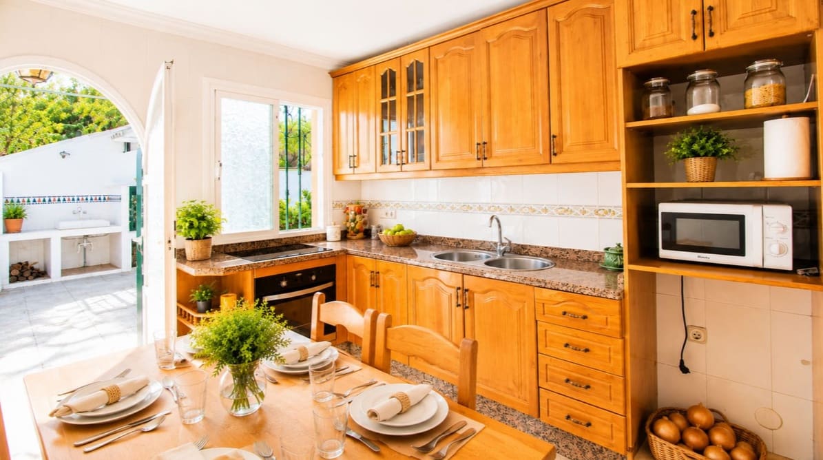 3 quarto Moradia para venda em Estepona com piscina garagem - 995 000 € (Ref: 10118910)