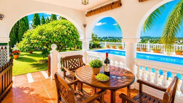 3 quarto Moradia para venda em Estepona com piscina garagem - 995 000 € (Ref: 10118910)