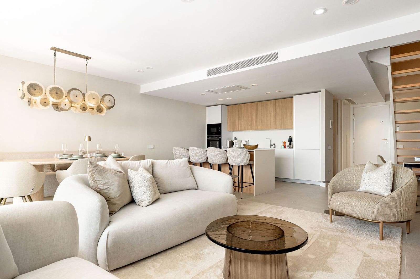 2 slaapkamer Appartement te koop in Estepona met zwembad garage - € 1.175.000 (Ref: 10118911)