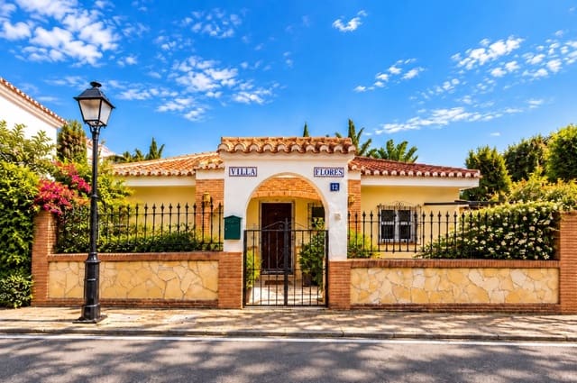 9 sypialnia Willa na sprzedaż w Mijas Costa, Mijas z basenem garażem - 840 000 € (Ref: 10123545)