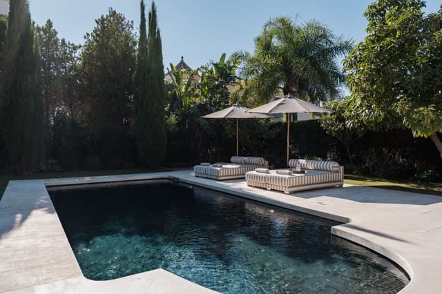 5 soverom Villa til salgs i Nueva Andalucia, Marbella med svømmebasseng - € 5 495 000 (Ref: 10133162)