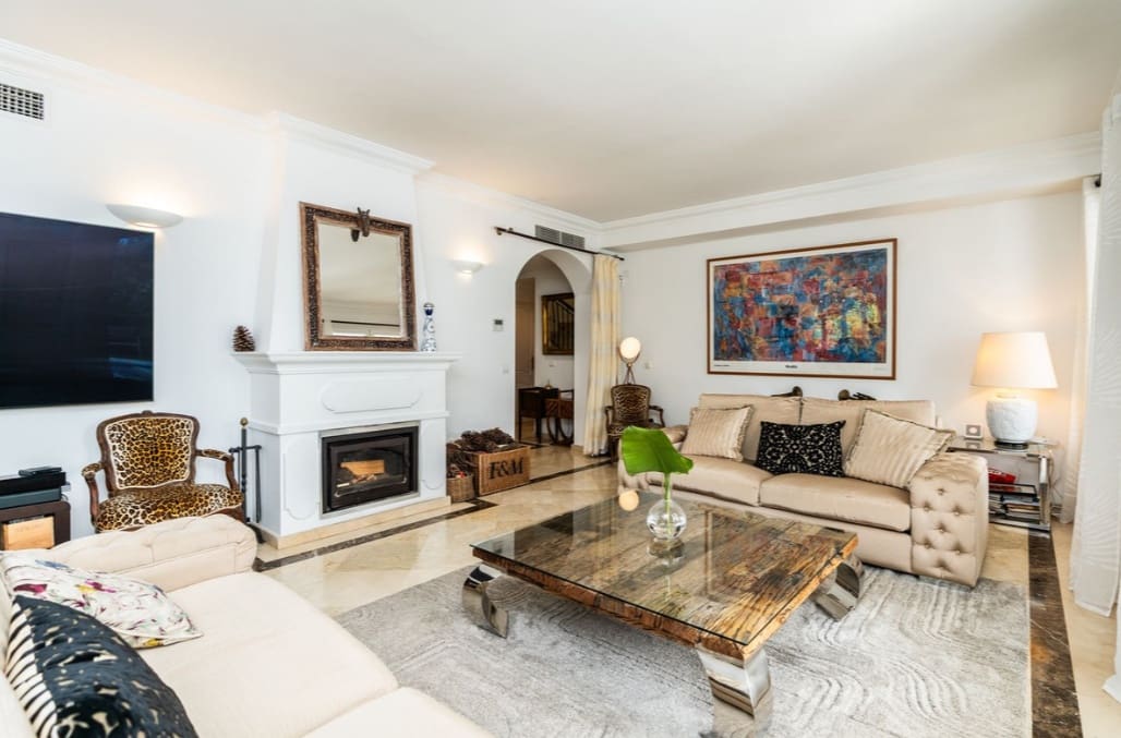 4 quarto Moradia para venda em Marbella com piscina garagem - 2 200 000 € (Ref: 10133163)