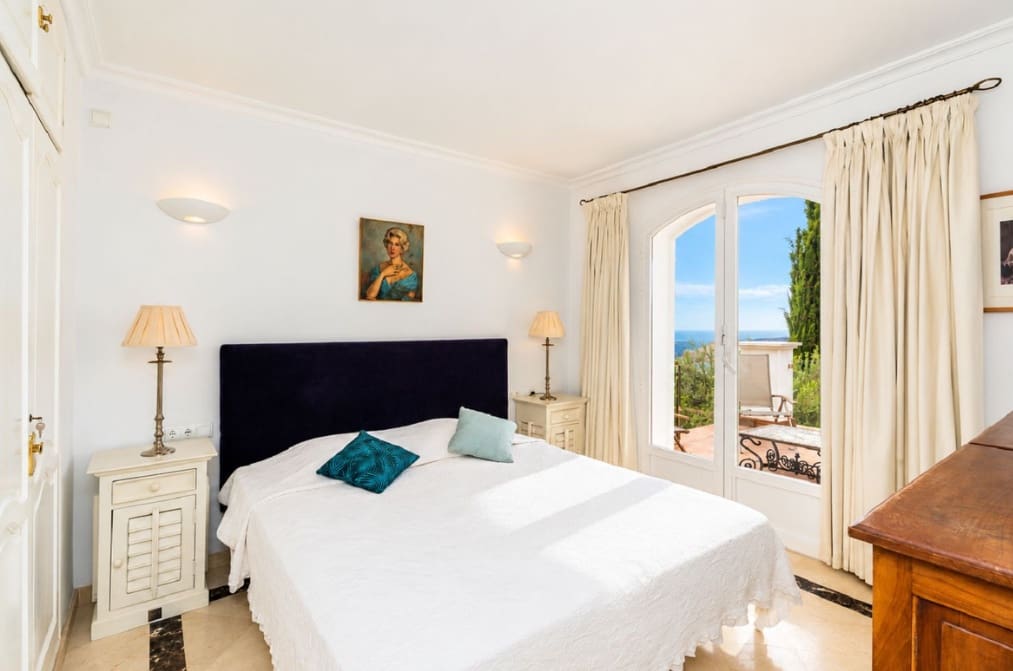 4 quarto Moradia para venda em Marbella com piscina garagem - 2 200 000 € (Ref: 10133163)