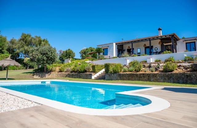 4 Zimmer Villa zu verkaufen in San Roque mit Pool Garage - 1.595.000 € (Ref: 10133164)