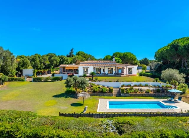 4 Zimmer Villa zu verkaufen in San Roque mit Pool Garage - 1.595.000 € (Ref: 10133164)