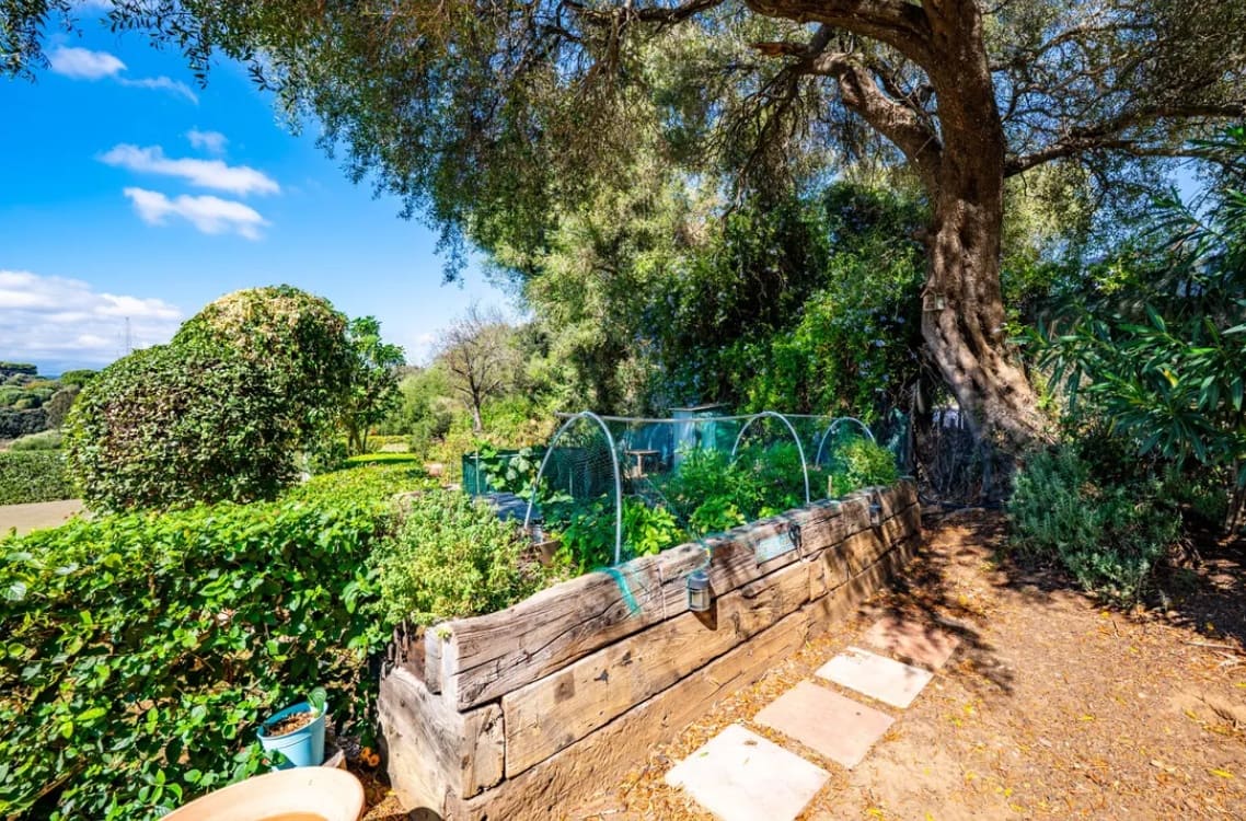 4 soverom Villa til salgs i San Roque med svømmebasseng garasje - € 1 595 000 (Ref: 10133164)