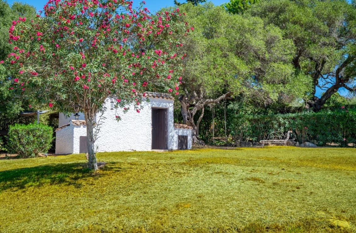 4 soverom Villa til salgs i San Roque med svømmebasseng garasje - € 1 595 000 (Ref: 10133164)