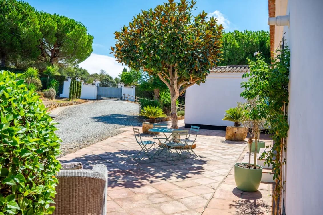 4 soverom Villa til salgs i San Roque med svømmebasseng garasje - € 1 595 000 (Ref: 10133164)
