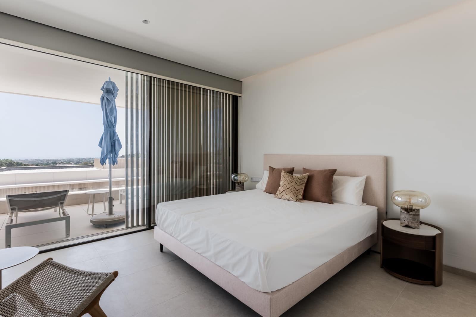 4 sypialnia Apartament na sprzedaż w Benahavis z basenem garażem - 1 730 000 € (Ref: 10139321)