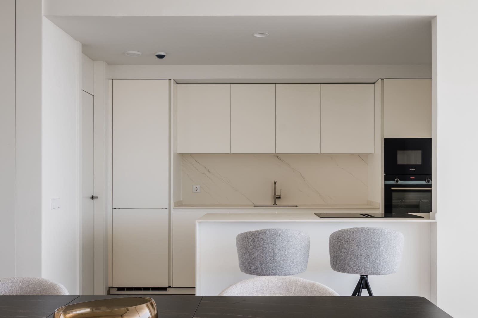 4 sypialnia Apartament na sprzedaż w Benahavis z basenem garażem - 1 730 000 € (Ref: 10139321)