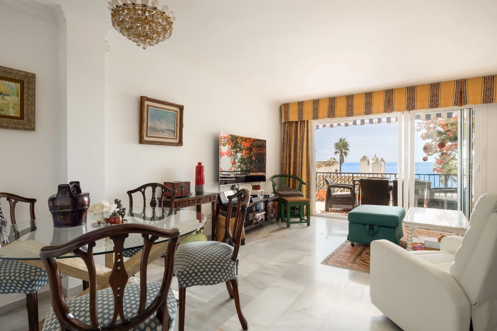 2 slaapkamer Appartement te koop in Calahonda met zwembad - € 699.000 (Ref: 10139322)