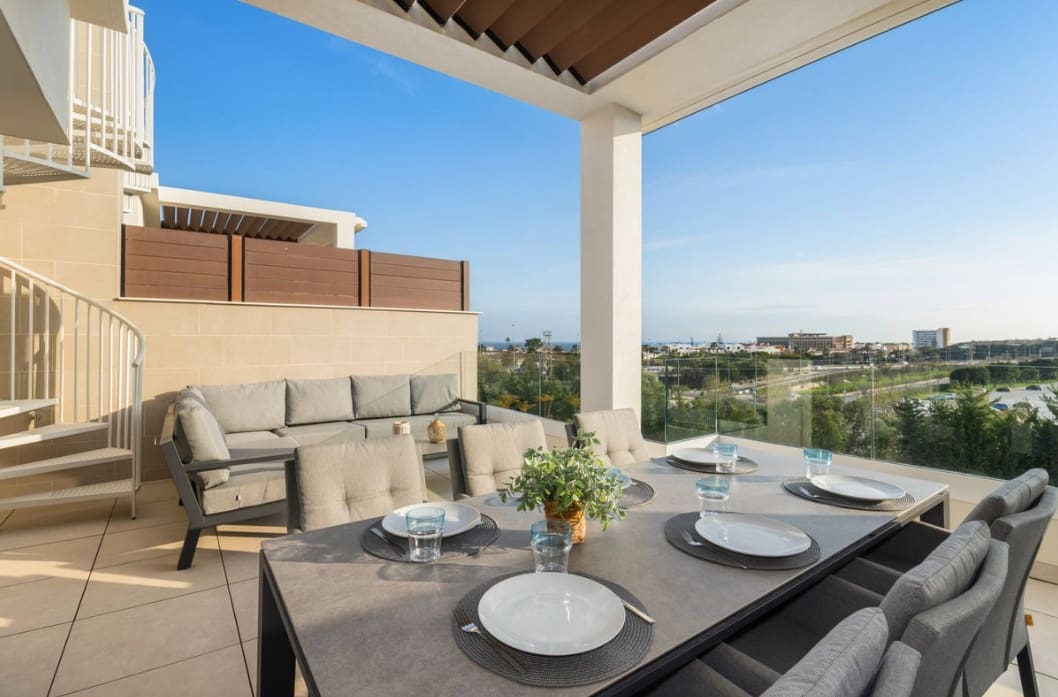 3 quarto Penthouse para venda em La Cala de Mijas com piscina garagem - 820 000 € (Ref: 10139323)