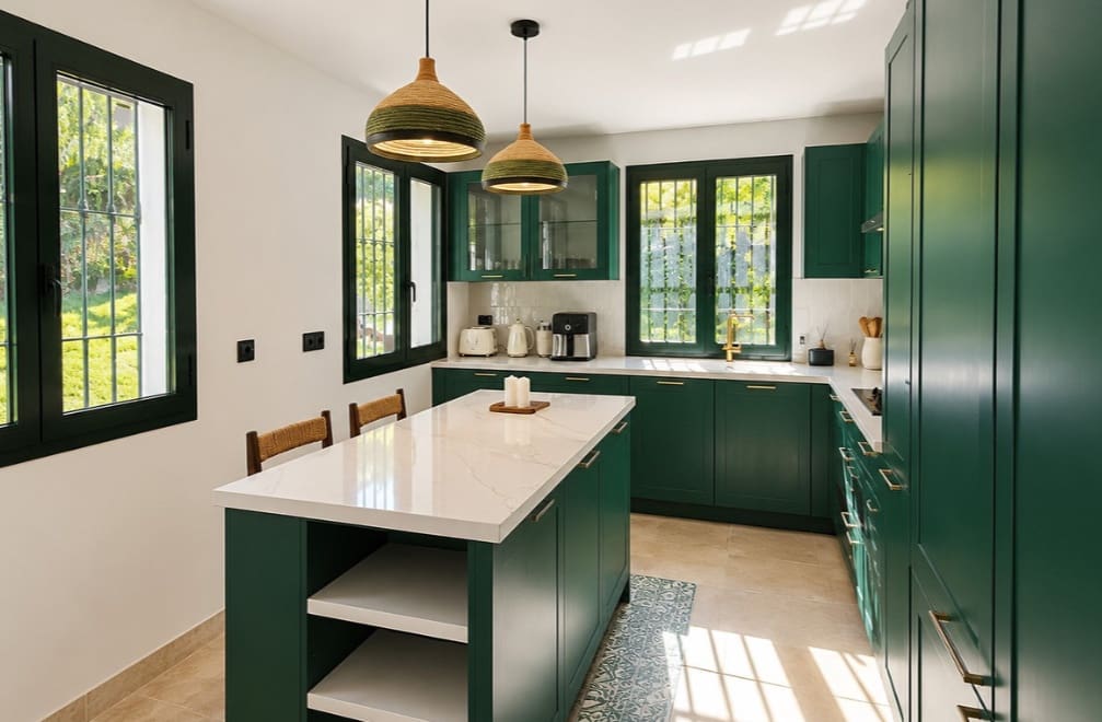 4 soverom Villa til salgs i Sotogrande med svømmebasseng garasje - € 1 460 000 (Ref: 10139327)