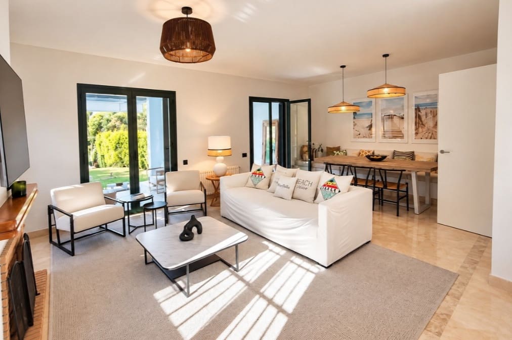 4 soverom Villa til salgs i Sotogrande med svømmebasseng garasje - € 1 460 000 (Ref: 10139327)