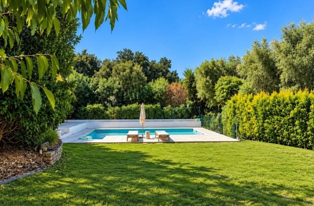 4 soverom Villa til salgs i Sotogrande Alto, San Roque med svømmebasseng garasje - € 1 460 000 (Ref: 10139327)