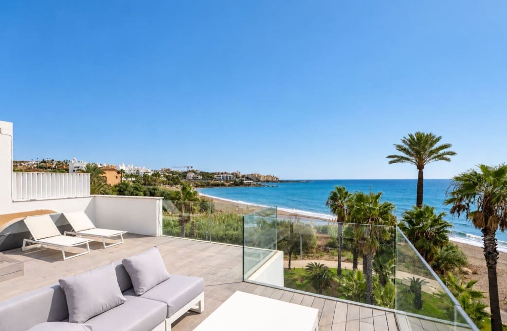 4 soveværelse Villa til salg i Estepona med swimmingpool garage - € 3.690.000 (Ref: 10161084)