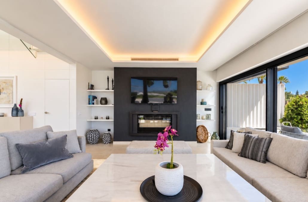 4 soveværelse Villa til salg i Estepona med swimmingpool garage - € 3.690.000 (Ref: 10161084)