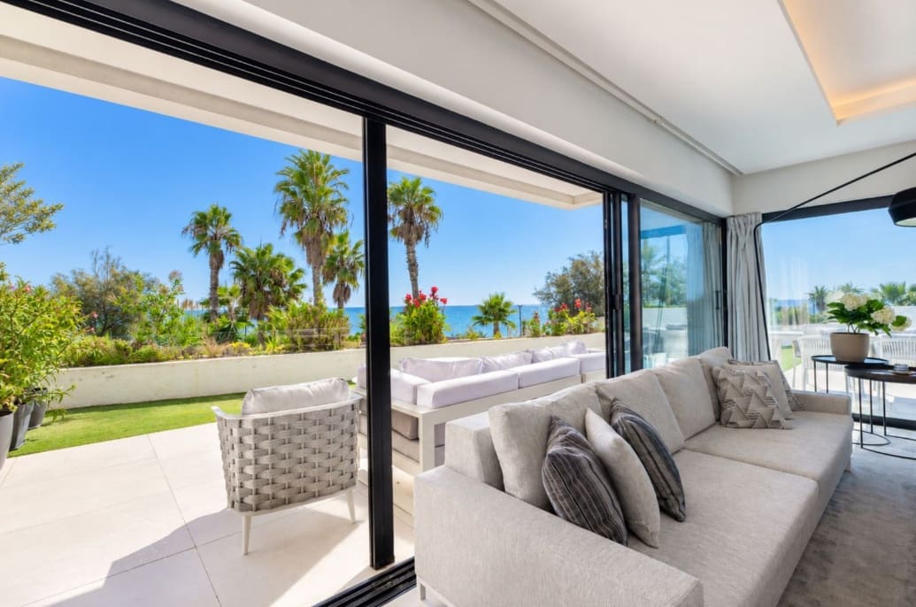 4 soveværelse Villa til salg i Estepona med swimmingpool garage - € 3.690.000 (Ref: 10161084)
