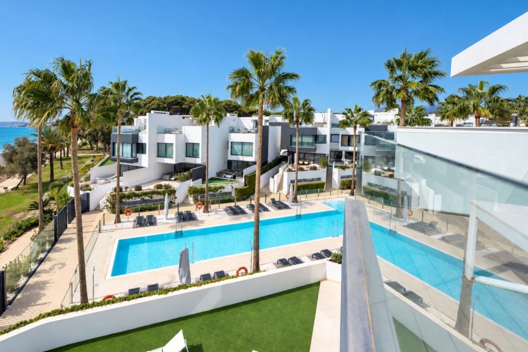 4 soveværelse Villa til salg i Estepona med swimmingpool garage - € 3.690.000 (Ref: 10161084)