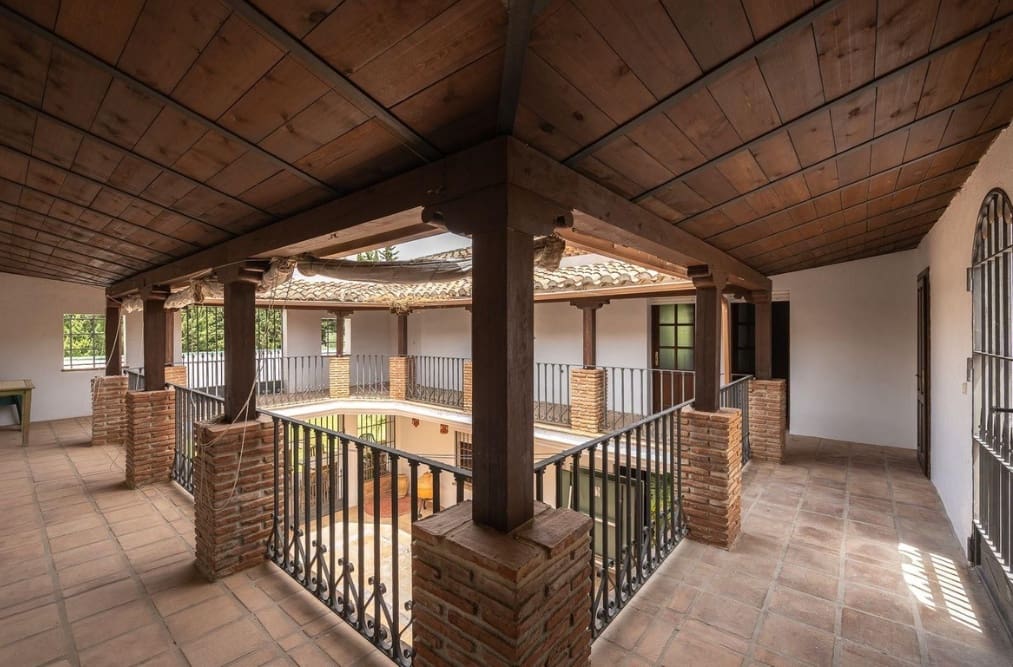 6 Zimmer Villa zu verkaufen in Alhaurin el Grande mit Pool - 1.500.000 € (Ref: 10161085)
