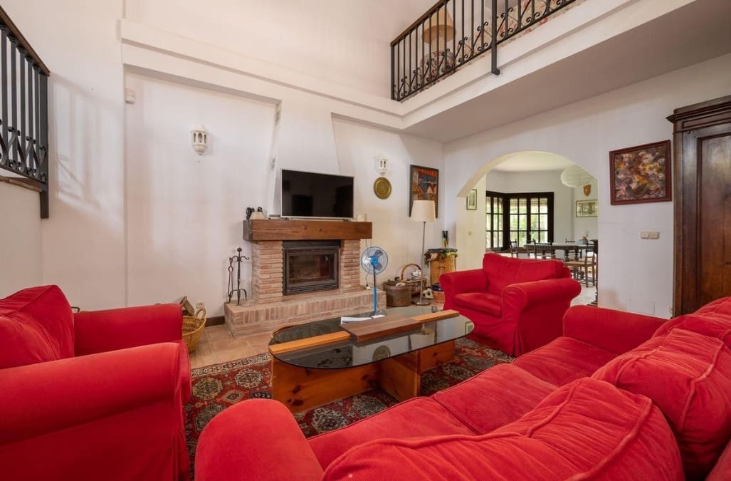 6 Zimmer Villa zu verkaufen in Alhaurin el Grande mit Pool - 1.500.000 € (Ref: 10161085)