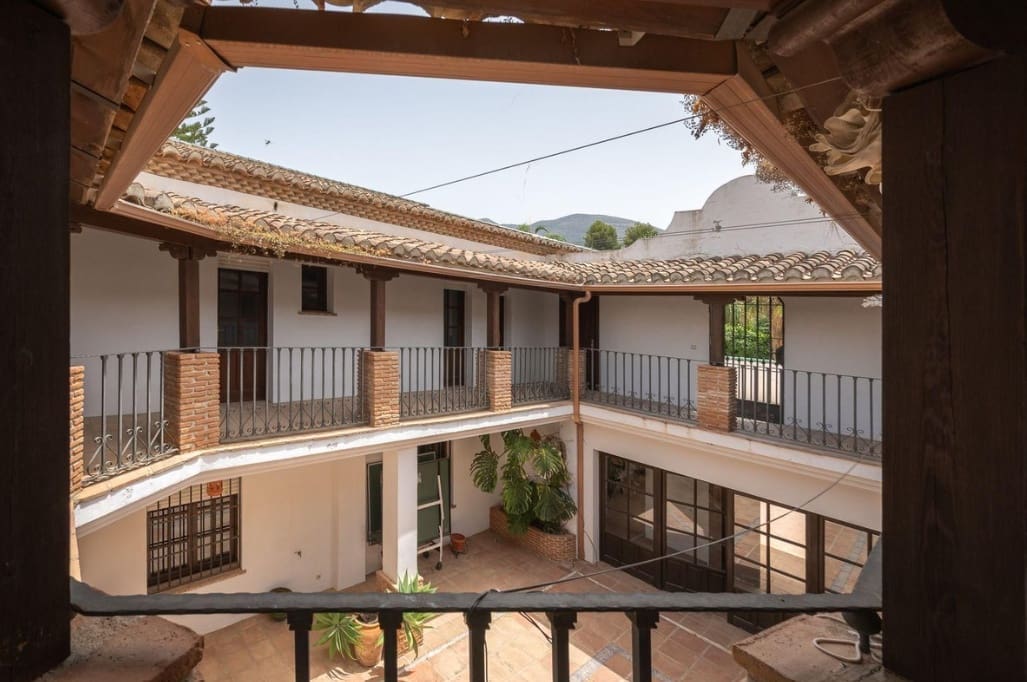 6 Zimmer Villa zu verkaufen in Alhaurin el Grande mit Pool - 1.500.000 € (Ref: 10161085)