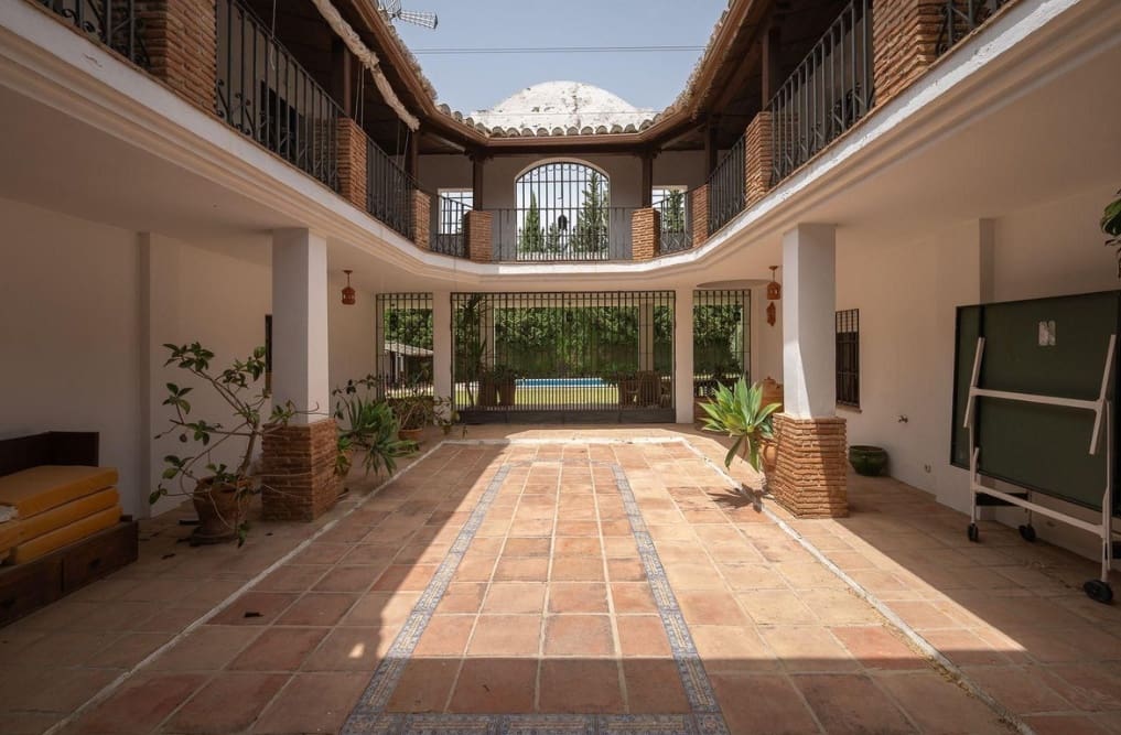 6 Zimmer Villa zu verkaufen in Alhaurin el Grande mit Pool - 1.500.000 € (Ref: 10161085)