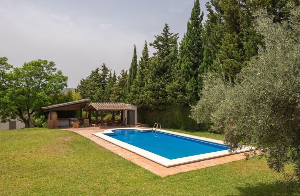 6 Zimmer Villa zu verkaufen in Alhaurin el Grande mit Pool - 1.500.000 € (Ref: 10161085)
