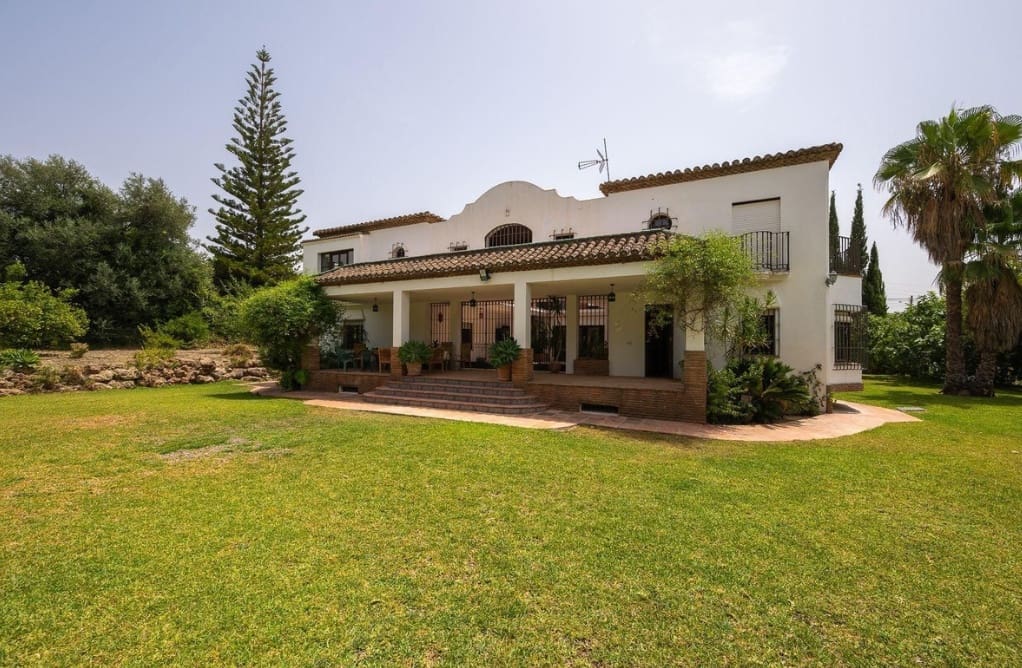 6 Zimmer Villa zu verkaufen in Alhaurin el Grande mit Pool - 1.500.000 € (Ref: 10161085)